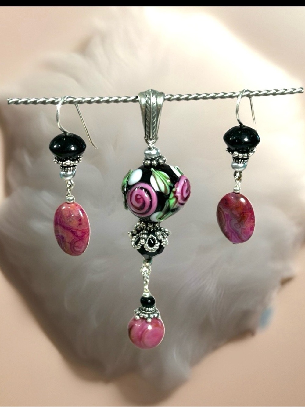 STERLING SILVER EARRINGS AND PENDANT MYSTERY PINK ROSE BLACK LAMPWORK ARTISAN